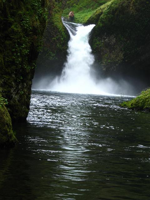 Eagle Creek-124.JPG - Punch Bowl Falls